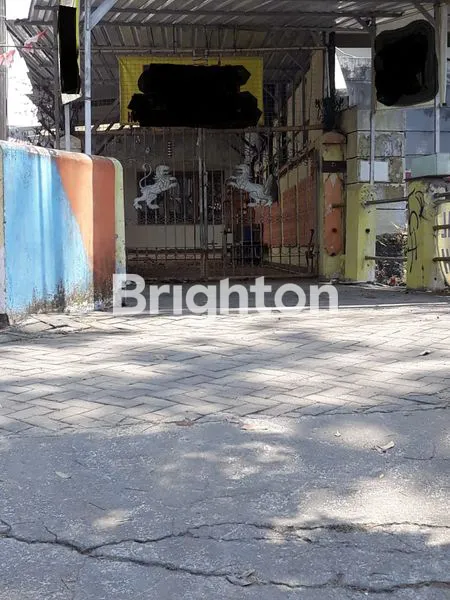 image RUMAH SIAP HUNI DI TENGAH KOTA LAWANG NOL JALAN RAYA (8)