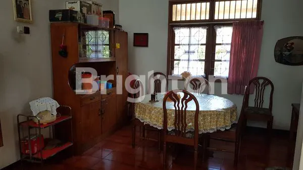 image RUMAH HOOK KLASIK DI BUNGA-BUNGA SOEHAT (3)