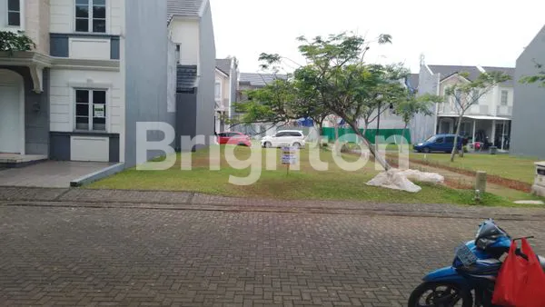 image KAVLING POSISI HOEK DI CLUSTER AZURA VANYA PARK BSD CITY TANGERANG (1)