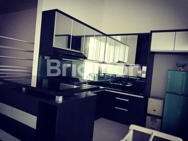 image RUMAH MINIMALIS MODERN MEDOKAN ASRI SURABAYA (4)