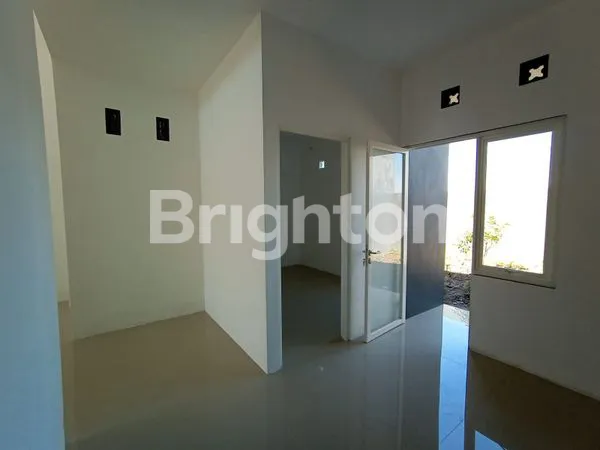 image RUMAH MINIMALIS BARU GRESS DI SUNRISE RESIDENCE SURABAYA SELANGKAH BYPASS DAN BANDARA JUANDA (5)