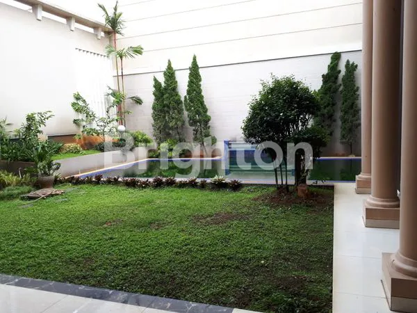 image RUMAH SULTAN DI CLUSTER MAGNOLIA ALAM SUTERA VIEW POOL (2)
