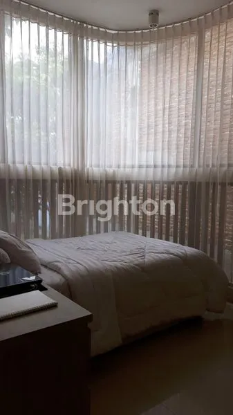 image RUMAH FULL FURNISH 2 LANTAI SOEKARNO HATTA MALANG (4)