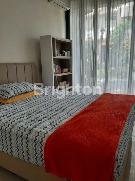 image RUMAH FULL FURNISH 2 LANTAI SOEKARNO HATTA MALANG (3)