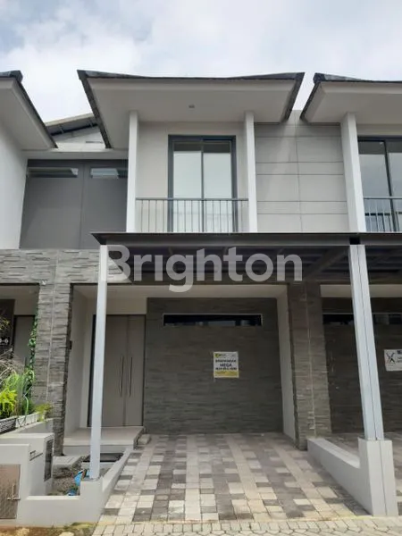 image NEW GRESS HOUSE 2LT SPRINGVILLE (1)