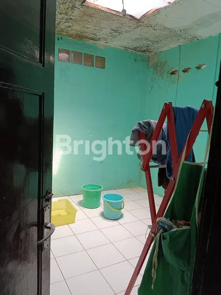 image RUMAH MURAH HITUNG TANAH STRATEGIS DI JLN PERINTIS KEMERDEKAAN  (7)