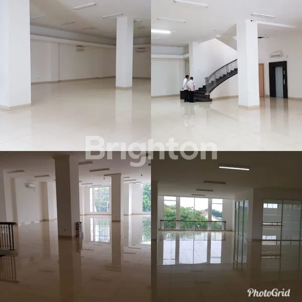 GEDUNG LUX BARU GRESS RAYA JEMURSARI !! MEWAAH !!