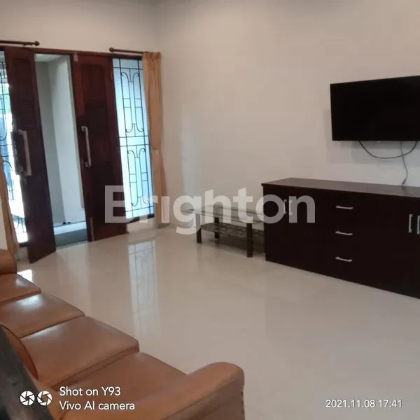 image VILLA WITH POOL STRATEGIS AREA (4)