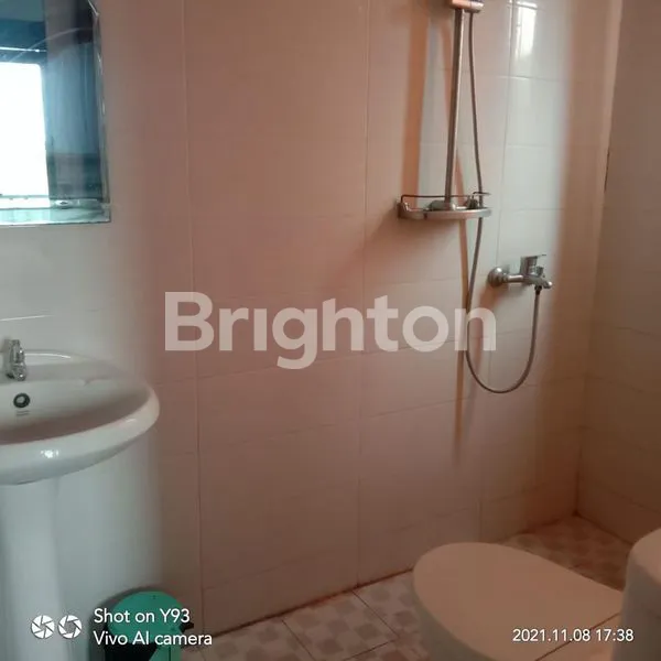 image VILLA WITH POOL STRATEGIS AREA (3)