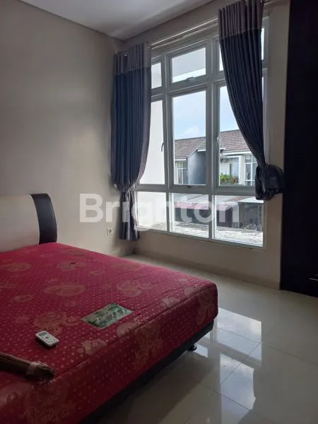 image RUMAH 2 LANTAI DI SEWA KAN DI PERUMAHAN ALAYA SAMARINDA (8)