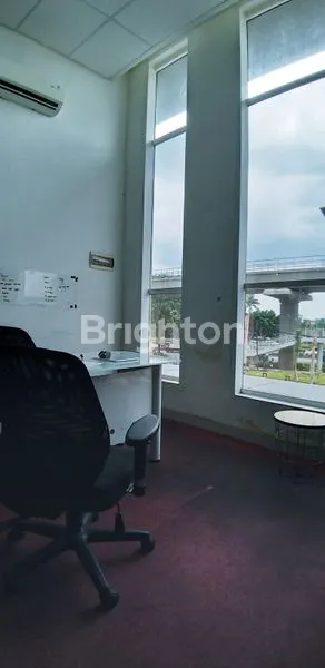 RUANG USAHA KANTORSIGNATURE PARK GRANDE