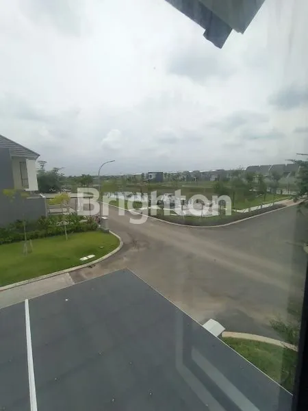 image NORTHWEST CENTRAL VIEUW DANAU (1)