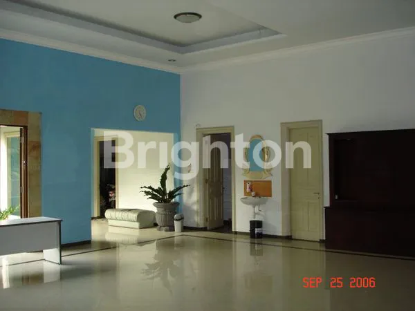 image RUMAH BESAR DI JLN KARTINI SURABAYA (6)