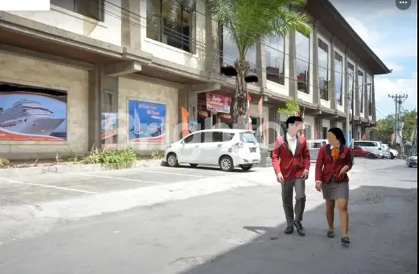 image GEDUNG USAHA GATOT SUBROTO DENPASAR BALI (4)