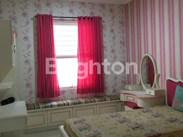 image RUMAH BARU 2 LANTAI GRAND ORCHARD KELAPA GADING SIAP HUNI SEMI FURNISH ASRI & TENANG (3)