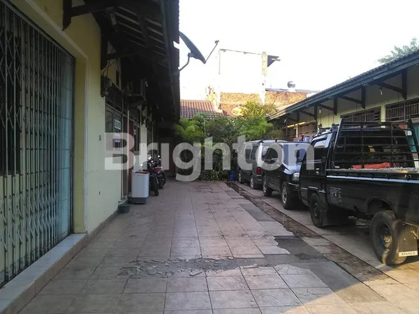 image SEBIDANG TANAH DENGAN BANGUNAN UNTUK INVESTASI DI JAKARTA TIMUR (2)
