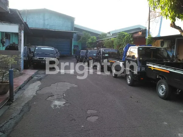 image SEBIDANG TANAH DENGAN BANGUNAN UNTUK INVESTASI DI JAKARTA TIMUR (1)