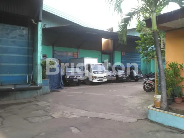 image SEBIDANG TANAH DENGAN BANGUNAN UNTUK INVESTASI DI JAKARTA TIMUR (4)