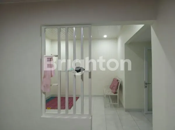 image RUMAH 2 LANTAI SIAP HUNI (8)