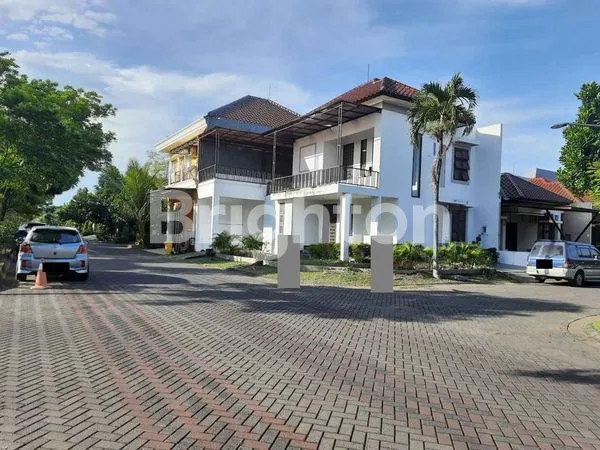 image RUMAH DI ROYAL KETINTANG REGENCY (2)