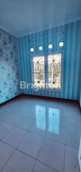 image JARANG ADA RUMAH DUA LANTAI BESAR ASRI  TERAWAT POSISI HOOK  (3)