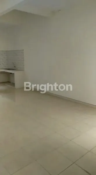 image RUMAH STRATEGIS DI TENGAH KOTA (2)