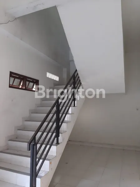 image RUMAH DAN TOKO JALAN MAGELANG MLATI DAERAH ISTIMEWA YOGYAKARTA (3)