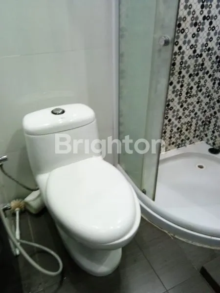 image RUMAH CANTIK DITENGAH  KOMPLEK YANG ASRI (4)