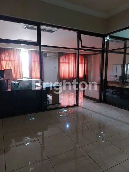 image RUKO 3UNIT JEJER, DEPAN JALAN RAYA PANJANG JIWO,DEKAT RUMAH SAKIT,KAMPUS UBAYA (2)