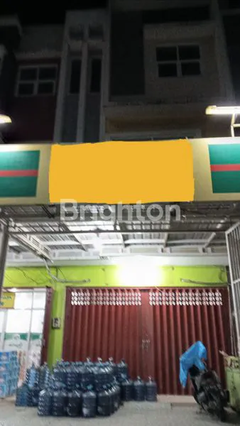 image RUKO STRATEGIS TIGA LANTAI DI AREA SIMPANG TIGA TENGAH KOTA (1)