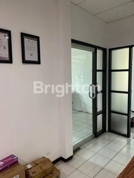 image GEDUNG KANTOR RAYA PRAPEN LOKASI STRATEGIS (6)