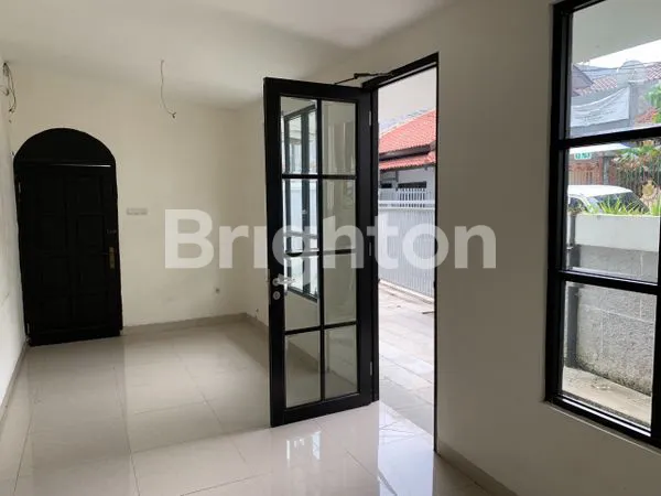 image RUMAH KOS DI DEPAN RS CIKINI JAKARTA PUSAT (5)