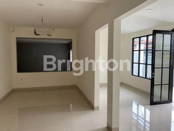 image RUMAH KOS DI DEPAN RS CIKINI JAKARTA PUSAT (2)