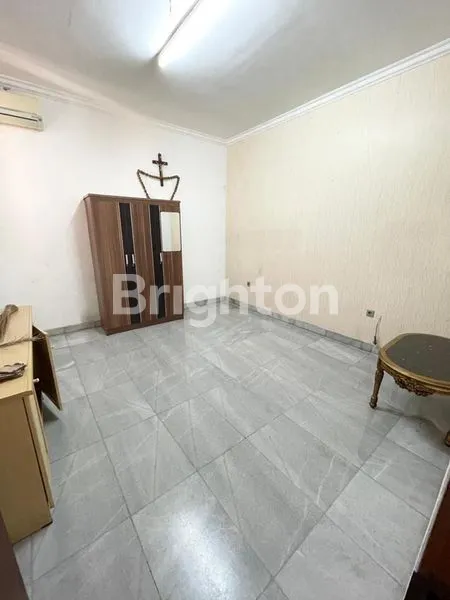 image RUMAH TOMANG JAKARTA BARAT (4)