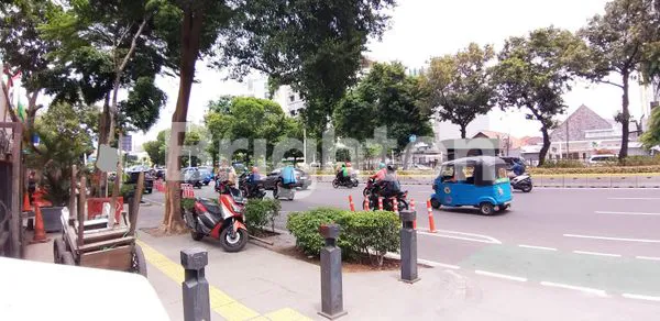 image RUMAH USAHA & KOS-KOSAN KRAMAT SALEMBA JAKARTA (2)