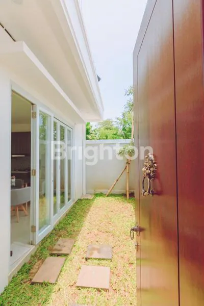 image VILLA DI PECATU MODERN MINIMALIS DESIGN 5 MENIT KE GWK CULTURAL PARK (7)