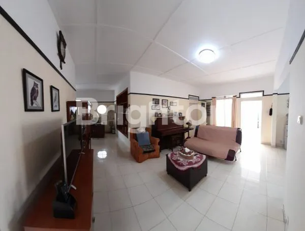 image RUMAH 1½ LANTAI SIAP HUNI DILOKASI YANG STRATEGIS DEKAT PUSAT BISNIS JAKARTA SELATAN (5)