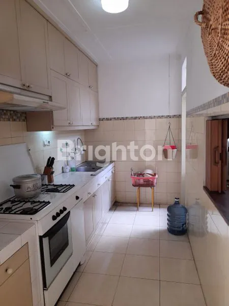 image RUMAH 1½ LANTAI SIAP HUNI DILOKASI YANG STRATEGIS DEKAT PUSAT BISNIS JAKARTA SELATAN (7)