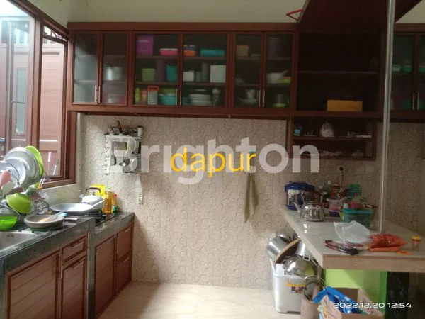 image RUMAH 2 LANTAI SIAP HUNI PINGGIR JALAN COCOK UNTUK USAHA  (7)