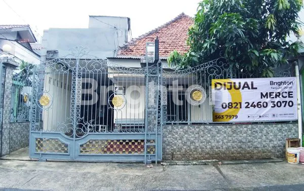 RUMAH KOS CIKINI MENTENG