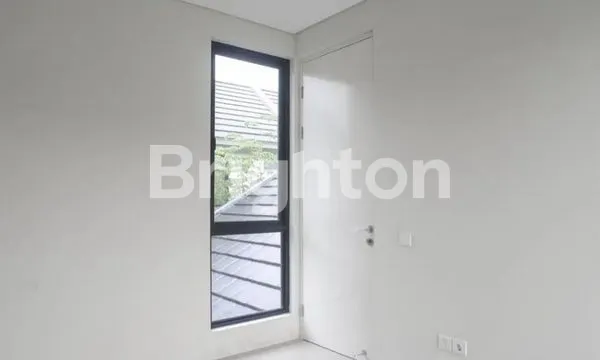 image RUMAH CITRALAND NORTHWEST LAKE SURABAYA (5)