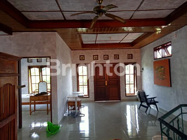 image VILLA 2 UNIT DENGAN 1 GEDUNG UNTUK USAHA AREA NUSA DUA (7)