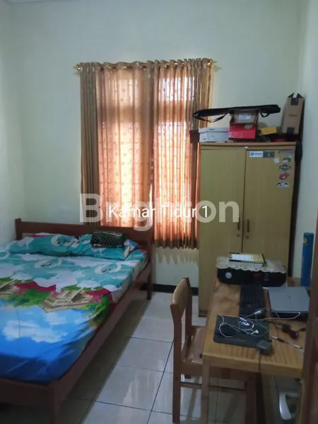 image RUMAH SIAP HUNI DILOKASI STRATEGIS PINGGIR JALAN UTAMA CILODONG DEPOK (4)