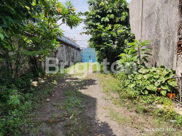 image JUAL CEPAT GUDANG + TANAH BONUS RUMAH + TOKO MOJOSARI TENGAH KOTA (3)