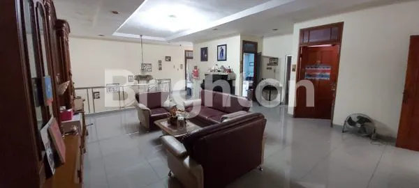 image RUMAH SUNTER JAKARTA UTARA HOEK (3)