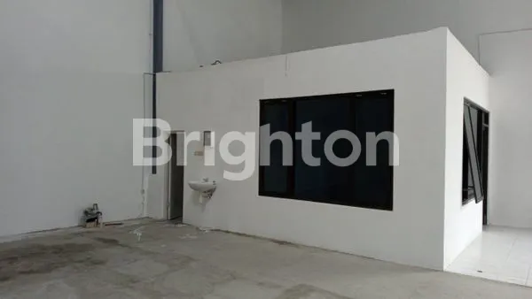 image GUDANG DAN ADA KANTOR, TEMPAT STRATEGIS (5)