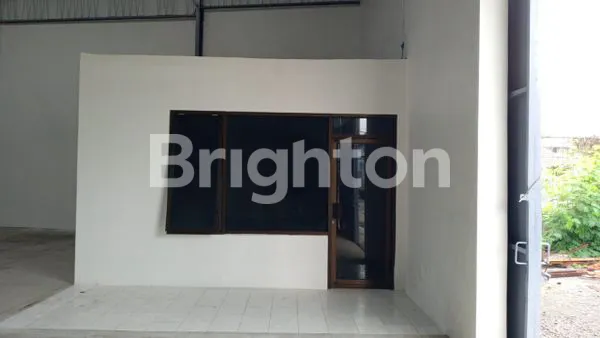 image GUDANG DAN ADA KANTOR, TEMPAT STRATEGIS (3)