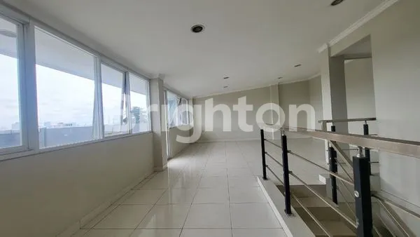 image PERKANTORAN BARU JOGLO RAYA JAKARTA BARAT 4,5 LT, SIAP PAKAI (4)