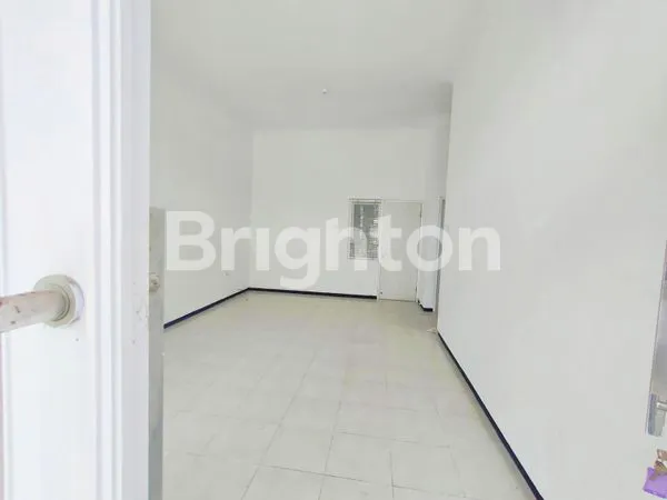 image RUMAH BAGUS MODERN LOKASI STRATEGIS DEKAT EXIT TOL, DEKAT SUHAT KOTA MALANG (2)