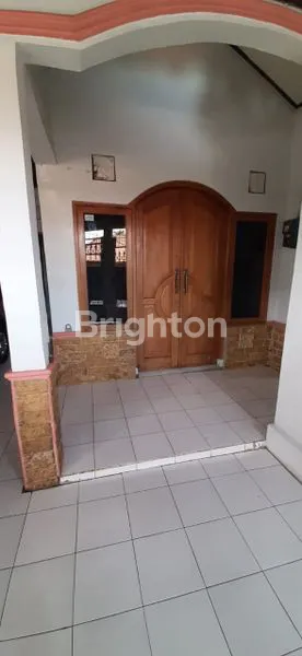 image RUMAH COCOK UNTUK USAHA DI GODEAN YOGYAKARTA (2)